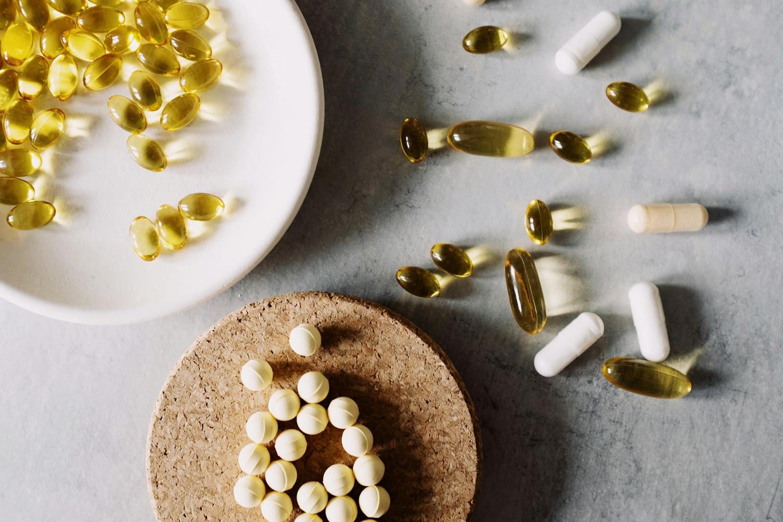 Orthomolecular Medicine: Advantages, Risks, and Where the Evidence Actually Stands